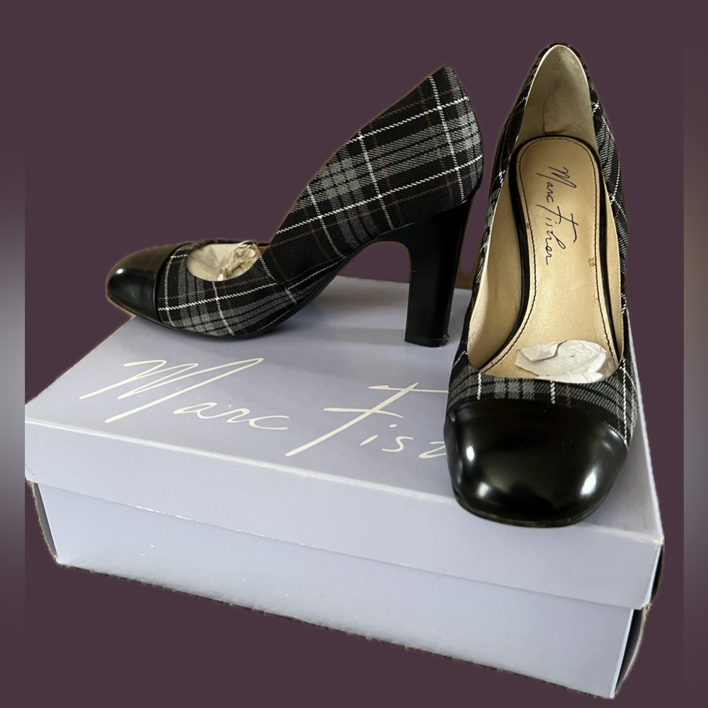 Marc Fisher - Dark Plaid Heels in size 6.5